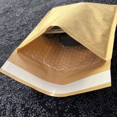 【大量】緩衝材付き封筒　300枚程度の画像