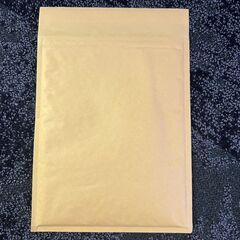 【大量】緩衝材付き封筒　300枚程度の画像