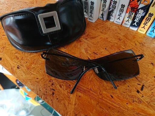 GUCCIサングラス