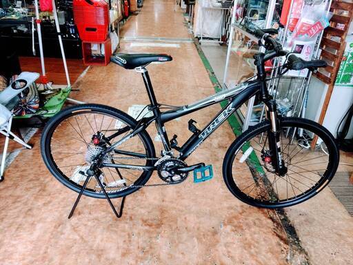 トレック　6シリーズ　２６インチクロスバイク