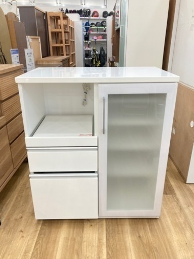 【トレファク高槻店】取りに来られる方限定！ニトリのキッチンカウンター１枚扉のご紹介です！