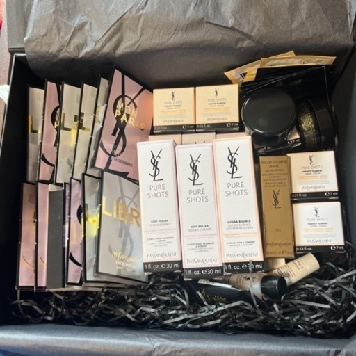 イヴサンローラン試供品まとめ売り&メイクポーチ&ポーチ