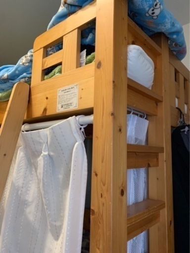 宮付　３段ベッド(カーテン　布団はつきません) 値下げします。