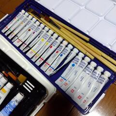 中学、絵の具セットの画像