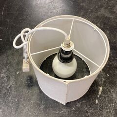 ☆中古￥1,500！ニトリ　ペンダントライト　家具　照明器具　天...