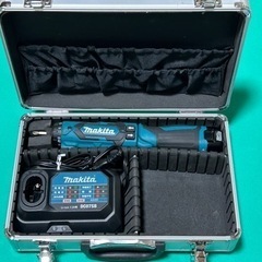 マキタ製 充電式ペンドライバドリル DFO12DSHの画像