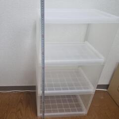 プラスチック棚（透明カラーボックス）の画像