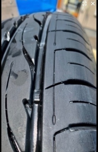 美品　新古品　一部ヒゲあり　お買い得　新品屋内　保管タイヤ　215/65R16 4本セット　9分山