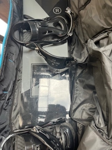 商談中。9800円からお値下げ！スノーボード、靴、上下ウエア