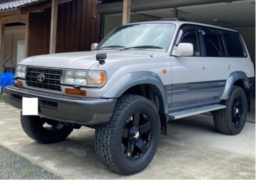 KMC XD775 ROCKSTAR ロックスター 20インチ 8.5J 6H135/139.7 +10 MATTE BLACK アルミホイールタイヤ 4本セット