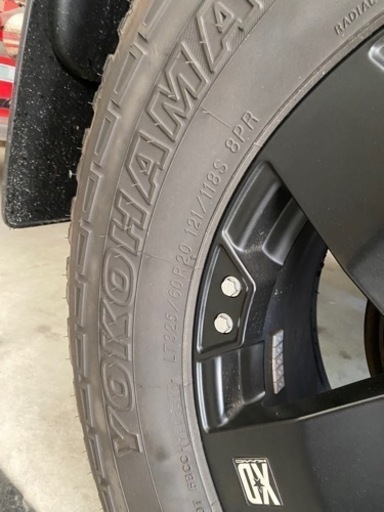 KMC XD775 ROCKSTAR ロックスター 20インチ 8.5J 6H135/139.7 +10 MATTE BLACK アルミホイールタイヤ 4本セット