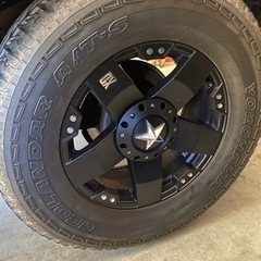 KMC XD775 ROCKSTAR ロックスター 20インチ 8.5J 6H135/139.7 +10 MATTE BLACK アルミホイールタイヤ 4本セットの画像