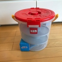 【決まりました】☆トミカ　でるでるバケツの画像
