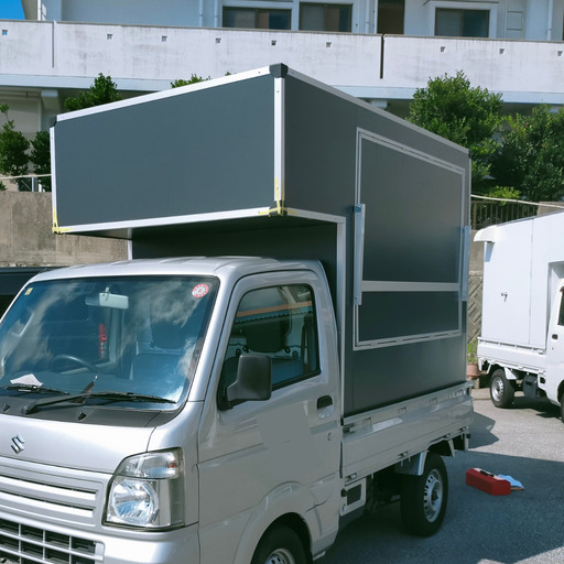 残1台　キッチンカー