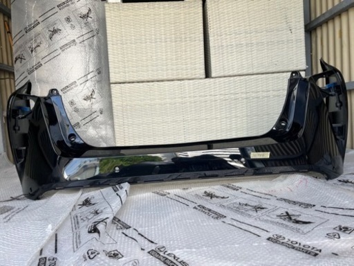 50プリウスリアバンパー売！