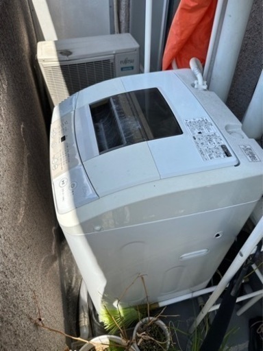 引っ越しの為期間限定出品です
