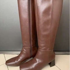 スクエアトゥチャンキーヒールロングブーツの画像