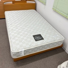 美品☆セミダブルサイズ☆サータマットレス☆お買得ベッド☆