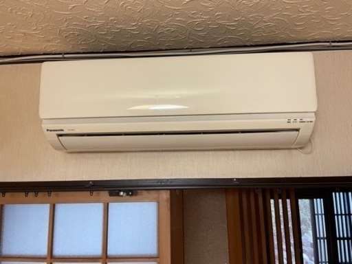 エアコン二基お譲りします5,000円取外しお引取り限定