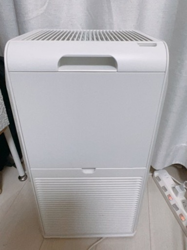 値下げ！【美品】ダイキンDAIKIN 空気清浄機 MC55W-W