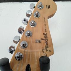 Fender エレキギター Player Stratocaster®, Pau Ferro Fingerboard, 3-Color Sunburst 0144503500の画像