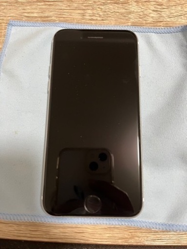 iPhone SE 第2世代　128GB 美品