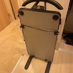 ズボンスプレッサー