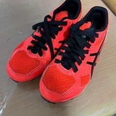 アシックス陸上スパイク