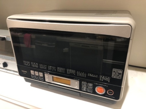 電子レンジ、パン焼き器、トースター