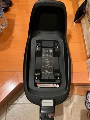 マキシコシ　取付台