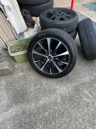 タイヤ、アルミホイール