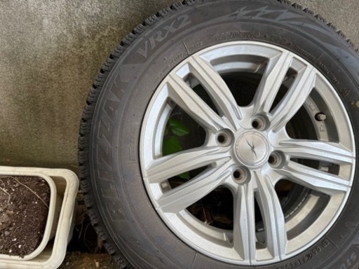 スタッドレスタイヤ ブリヂストン VRX2 185/65R14