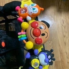 バギータイプベビーカー・おもちゃ、レインカバー付きの画像