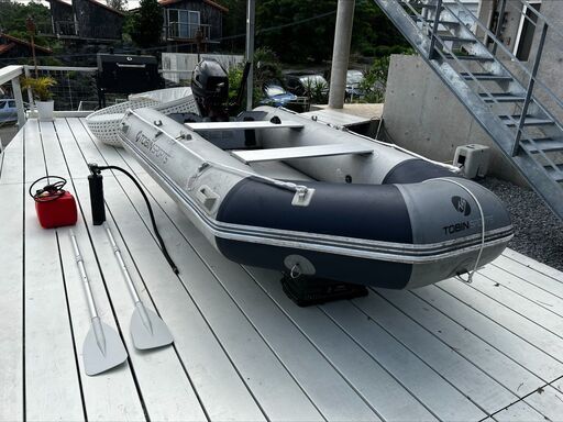 トービンスポーツインフレータブル（コストコより購入）　＆　トーハツ9.8　エンジン