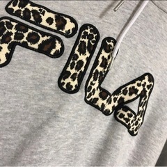 FILA パーカー M の画像