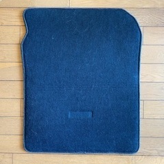 シエンタ80系　純正フロアマットの画像