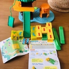 チャレンジ知育玩具＋タカラトミーのツリーハウス