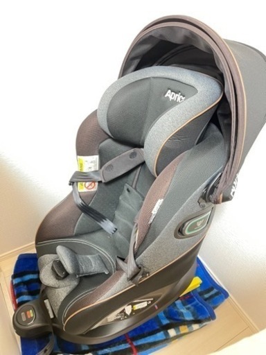 新生児★チャイルドシート★アップリカ　クルリラ★