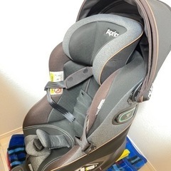 新生児★チャイルドシート★アップリカ　クルリラ★