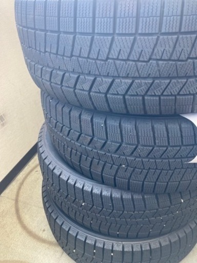 バリ溝スタッドレスタイヤ４本セット