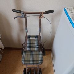 シニアカー　アルミ軽量タイプ　差し上げます