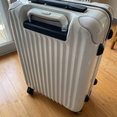 ミニスーツケースの画像