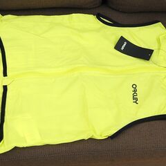 タグ付き 未使用品 オークリー ベスト サイズXS/S メンズ OAKLEY ELEMENTS PKBLE VEST Ⅱ アウトドア ゴルフ ランニング 軽量 撥水ベスト 札幌市 清田区 平岡の画像