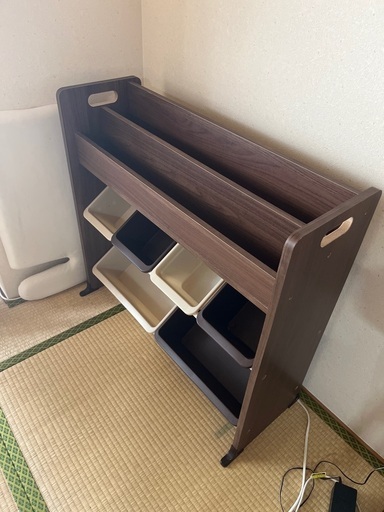 おもちゃ棚　おもちゃ箱　本棚　おもちゃ棚