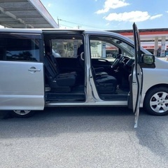 月々1.1万円〜分割払い可❗️車検2年付き！大人気☆ニッサン セレナ☆8人乗り☆ナビ☆ETC☆フリップダウンモニター☆Bカメラ☆パワスラ☆ドラレコ☆車内広々三列シート☆事故修復歴無し☆‼️の画像