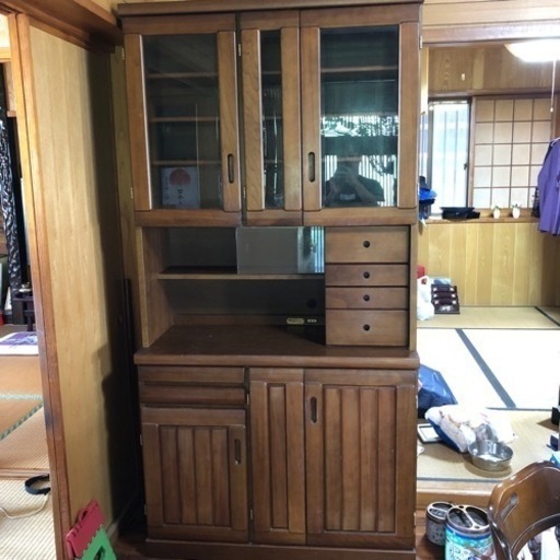 レトロ品　収納たっぷり　【食器棚】