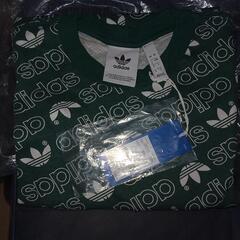 新品！正規品アデダスメンズシャツ