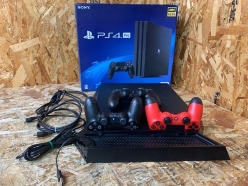 (6045) SONY プレイステーション4 PS4 Pro CUH-7200B BO1 ジェットブラック 動作確認済み 初期化済み コントローラー3個付き PlayStation