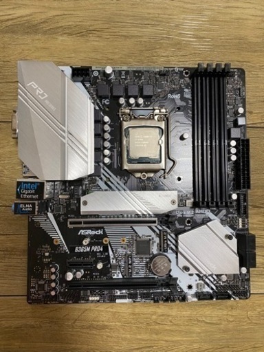 値下げしました！Intel Corei7  9700k マザーボード付き！