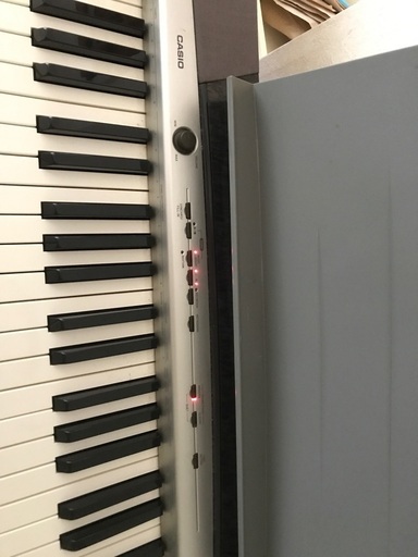 CASIO PX-120 ピアノ 88鍵　鍵盤、ペダル、専用スタンド、楽譜置き付き